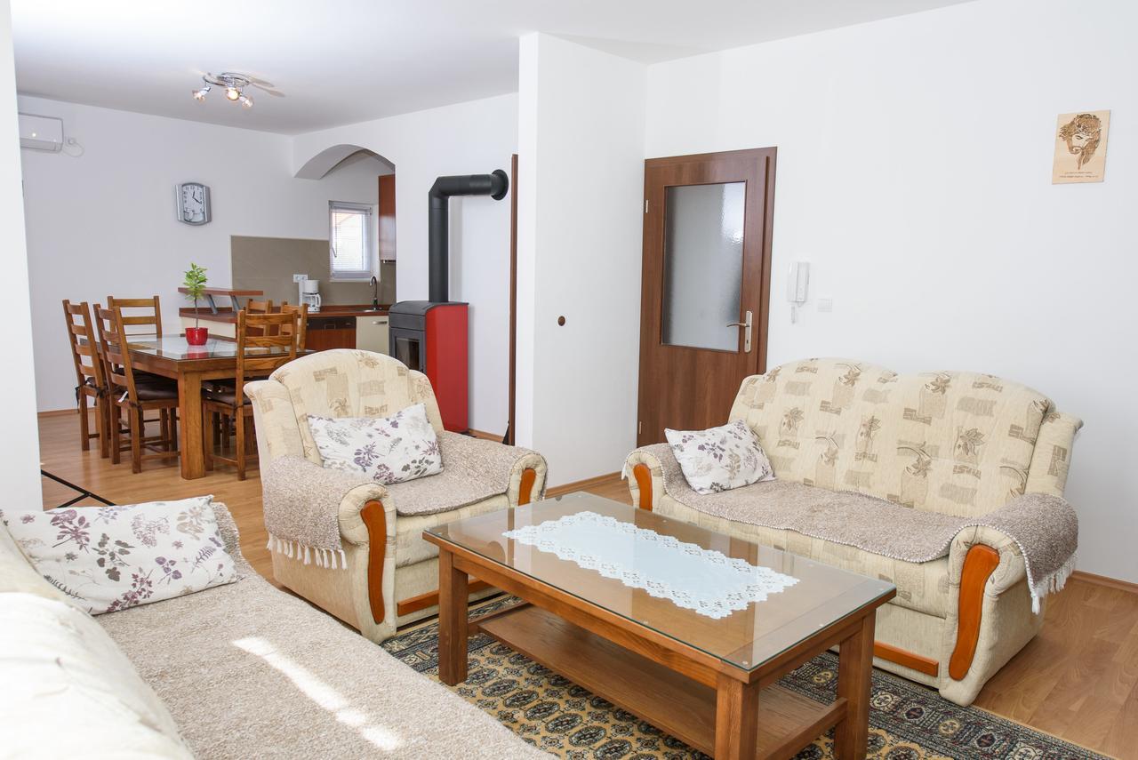 Apartment Drmic คาชเตลา ภายนอก รูปภาพ
